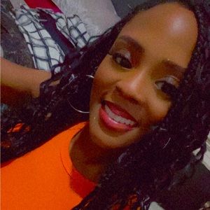 Meet your Posher, Eboni